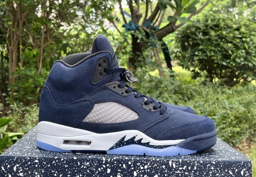 Air Jordan 5  Midnight Navy    FD6812-400    40-47.5